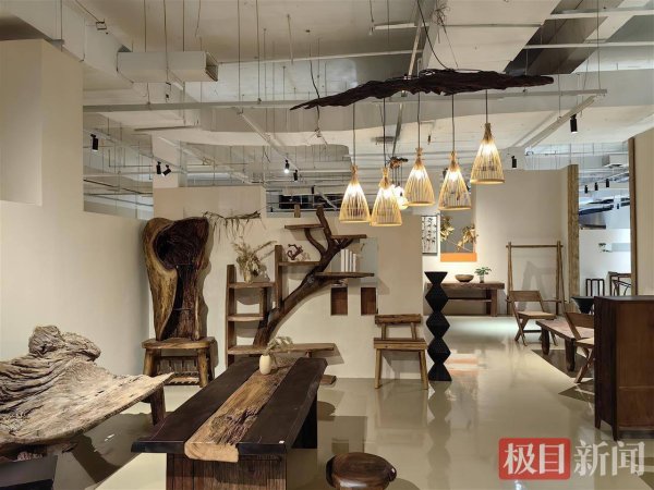 嘉多网 民宿热催生家具新赛道：侘寂风、中古风、原木风受宠，个性化定制订单增加